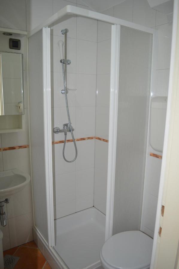 Baron Gautsch 3*